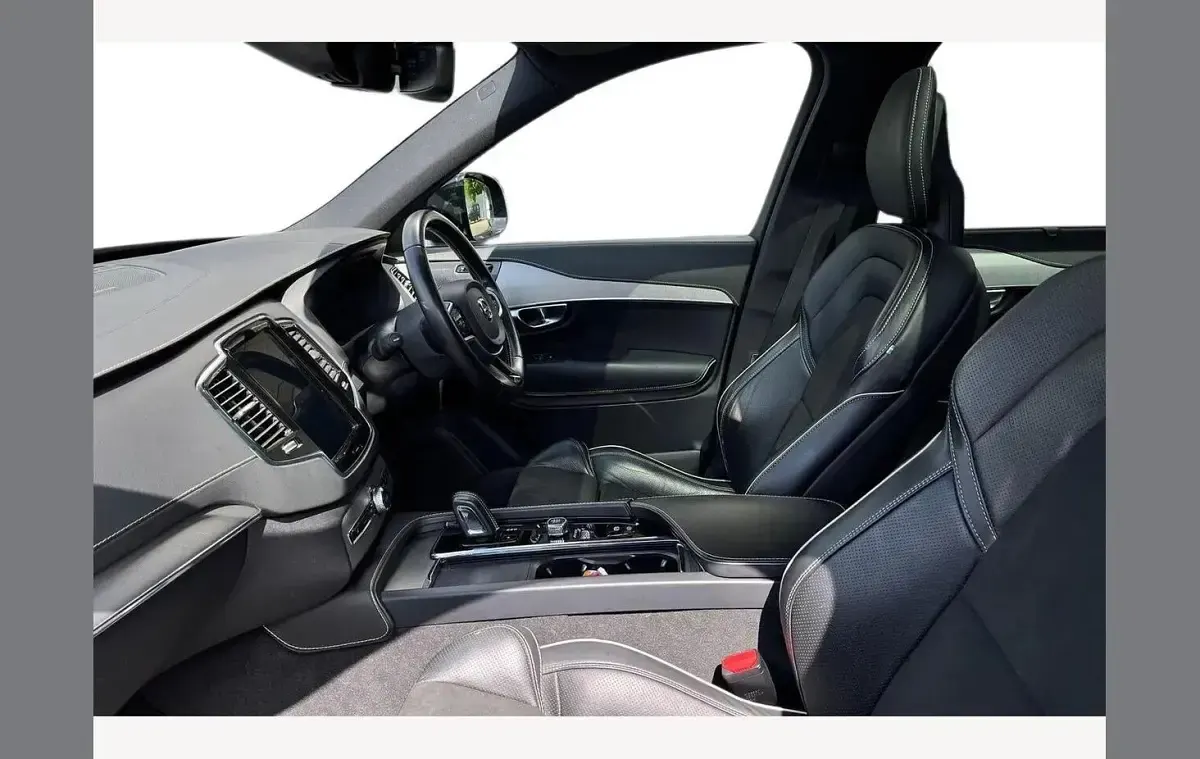 Usado Volvo XC90 R-Design 390 CV (286 kW) 2020 Negro SUV