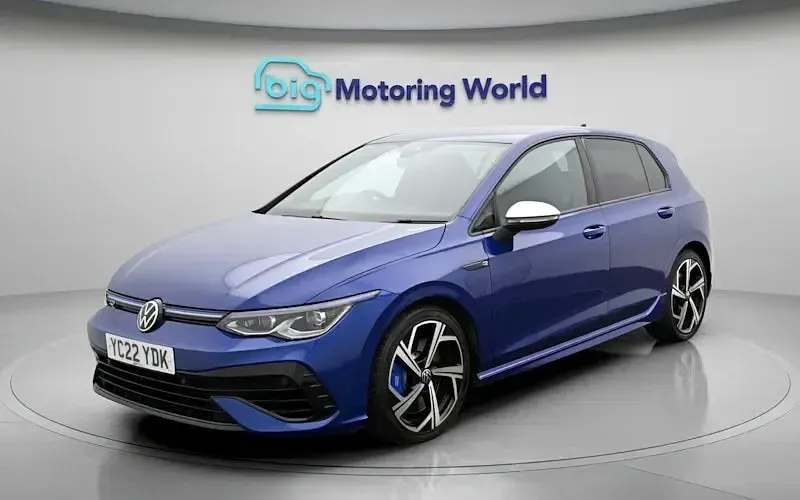 Second-hand VW Golf VIII R 320 CP (235 kW) 2024 Hatchback