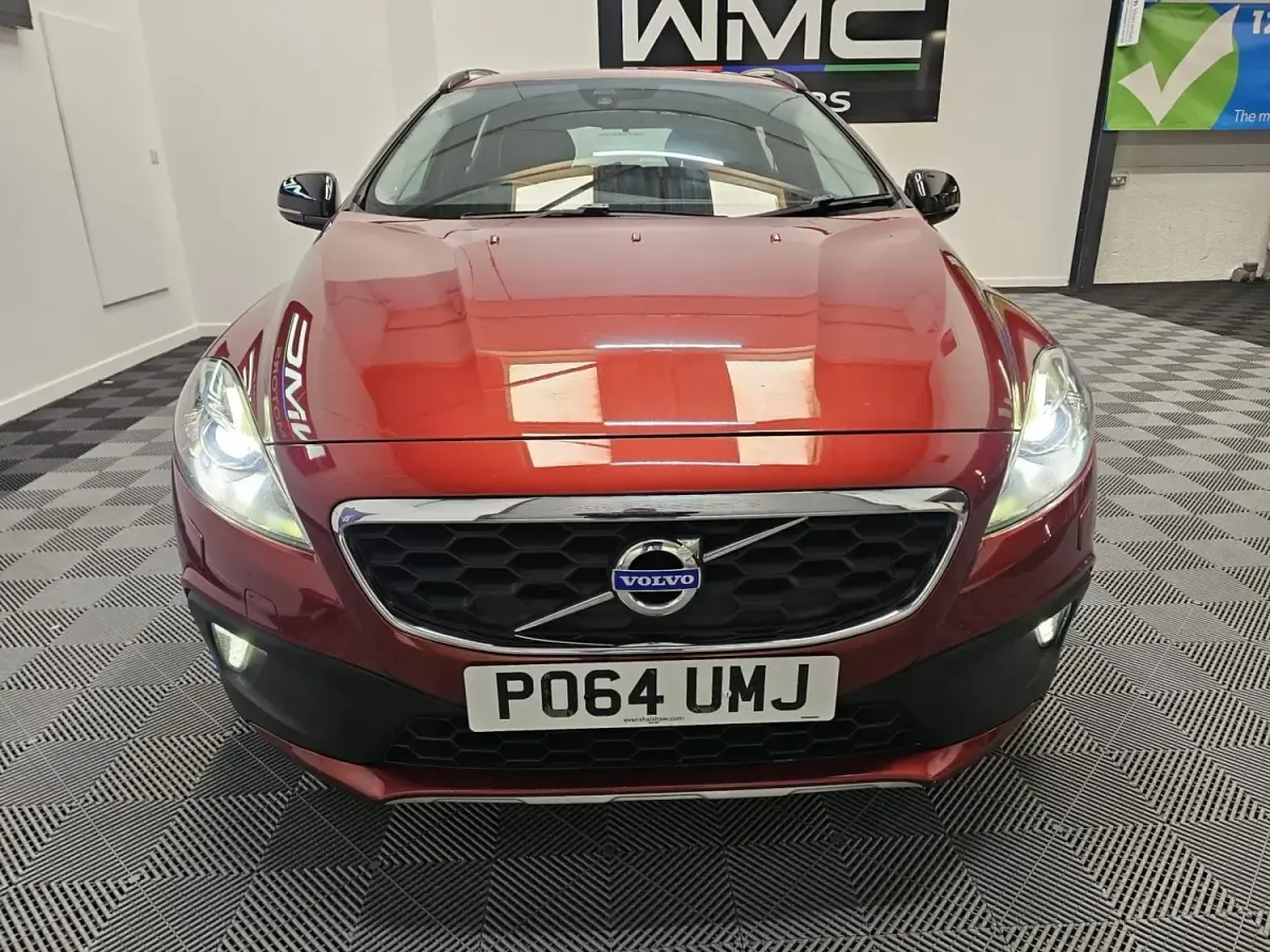 Usado Volvo V40 2014 Vermelho Citadino
