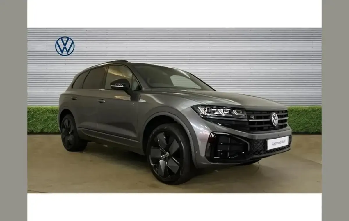 Used VW Touareg Black Edition 286 HP (210 kW) 2025 SUV