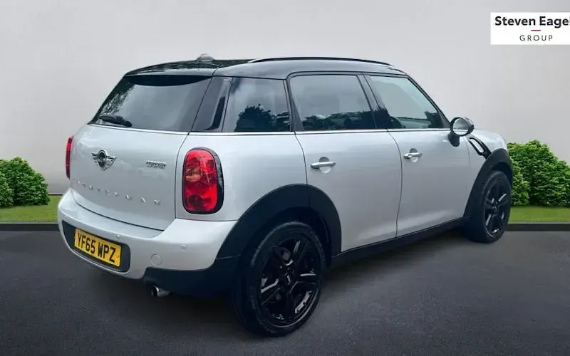 Used Mini Cooper 122 HP (89 kW) 2016 Hatchback