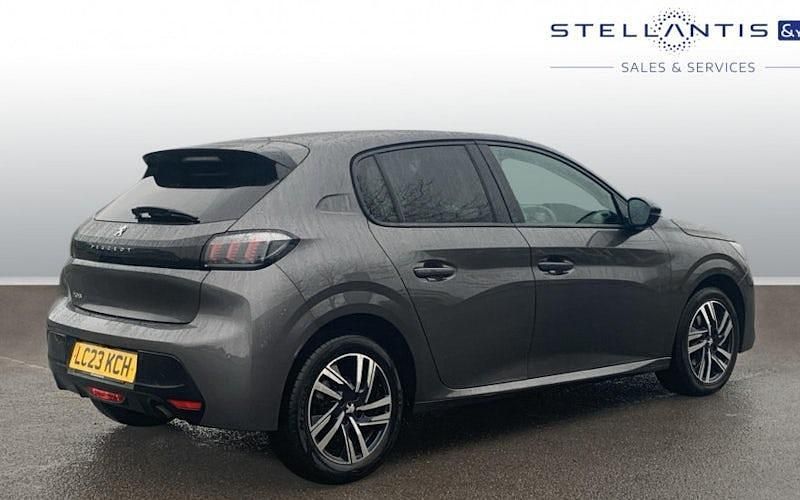 Used Peugeot 208 Allure+ 102 HP (75 kW) 2023 Grey Hatchback