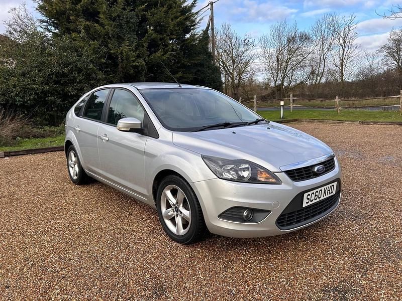 Used Ford Focus Zetec 2011 Silver Hatchback