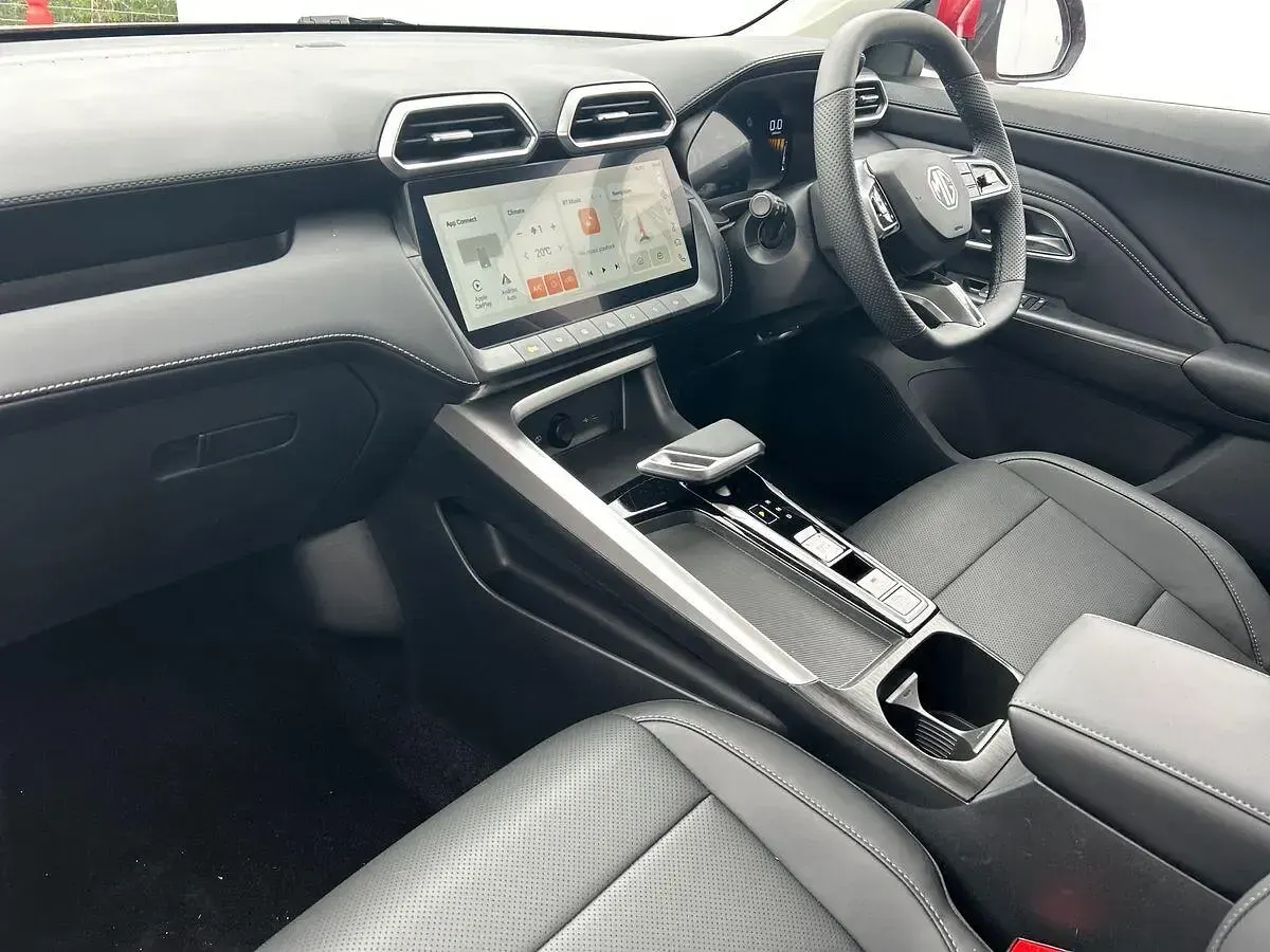 New MG ZS Trophy 196 HP (144 kW) 2026 Red SUV