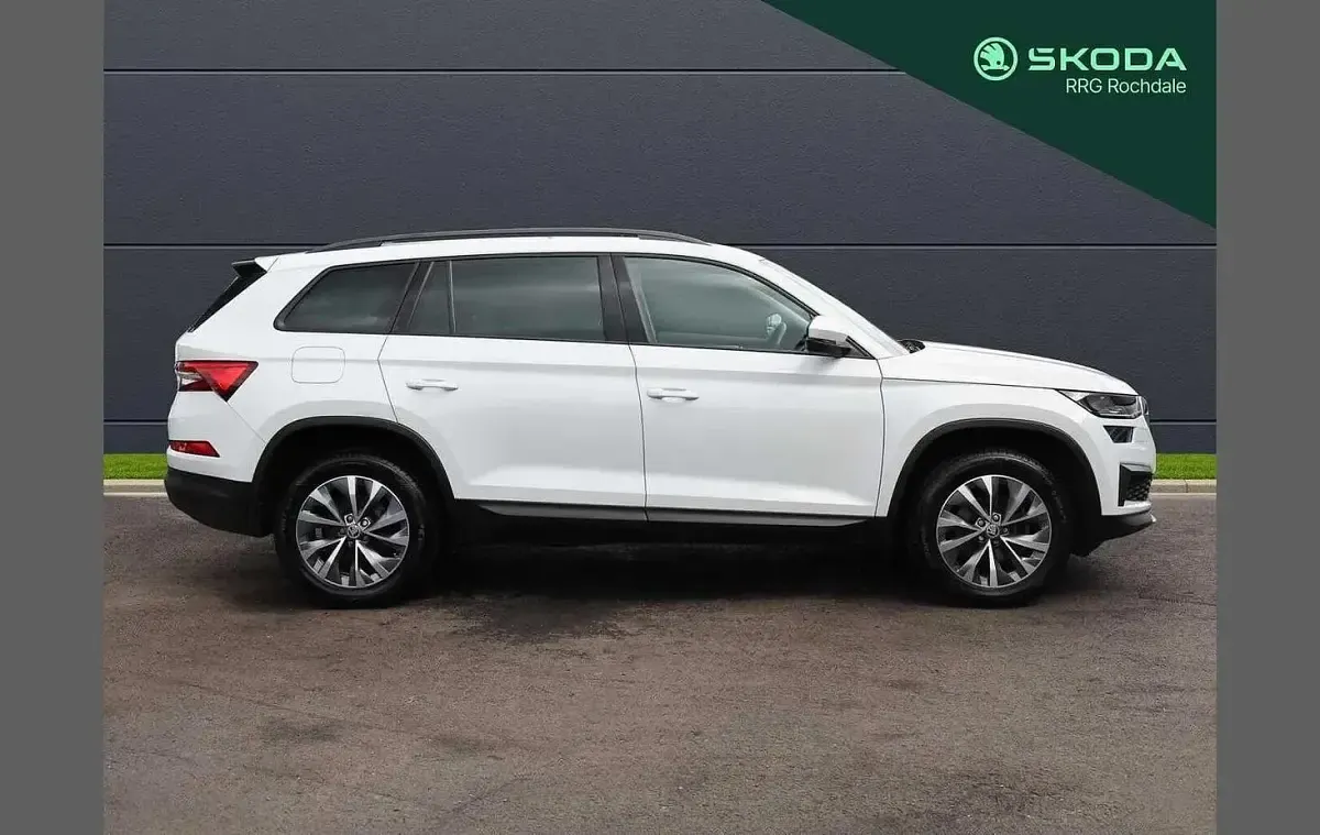Second-hand Skoda Kodiaq SE Drive 147 CP (108 kW) 2022 Alb SUV