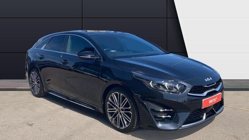 Used 2023 Kia ProCeed GT-Line Hatchback | £21,319 (Fair price) - Image 1/4