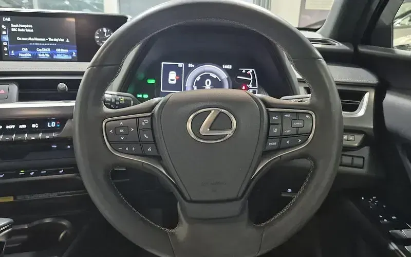 Used Lexus UX 184 HP (135 kW) 2020 Celestial blue SUV