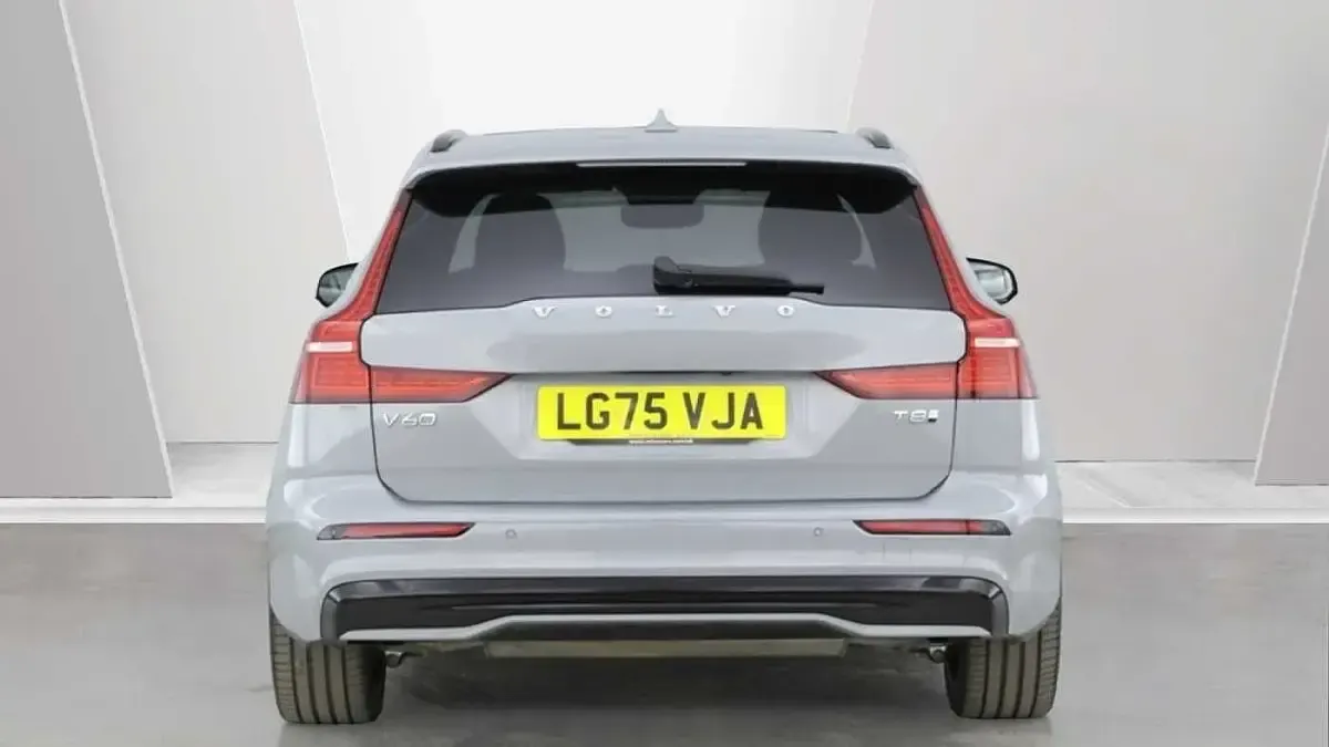 Used Volvo V60 Ultra 449 HP (330 kW) 2025 Grey Estate