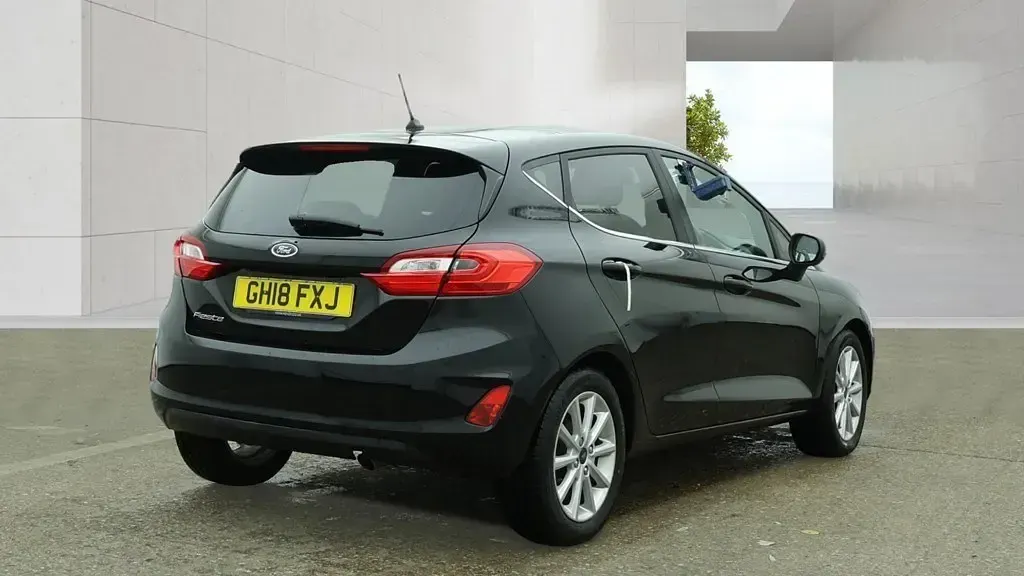 Używany Ford Fiesta Titanium 2018 Czarny Hatchback
