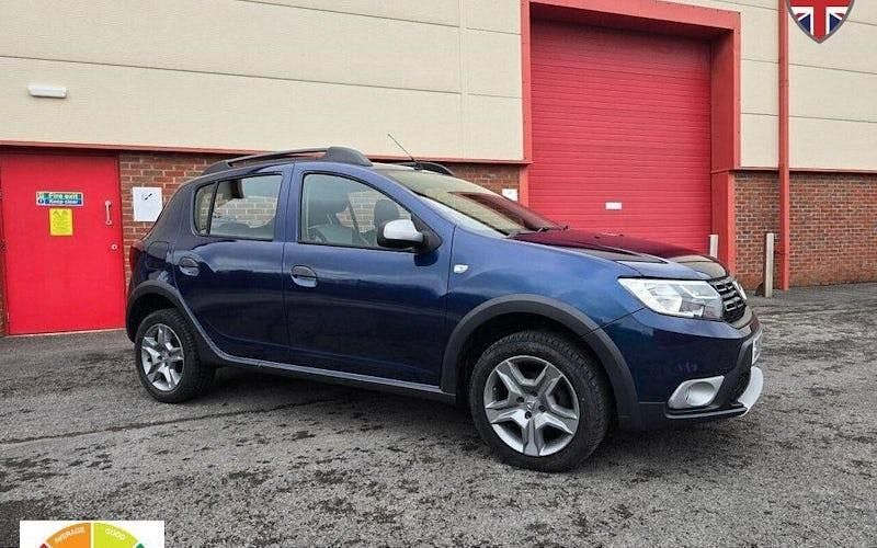 Used Dacia Sandero Lauréate 90 HP (66 kW) 2017 Blue Hatchback