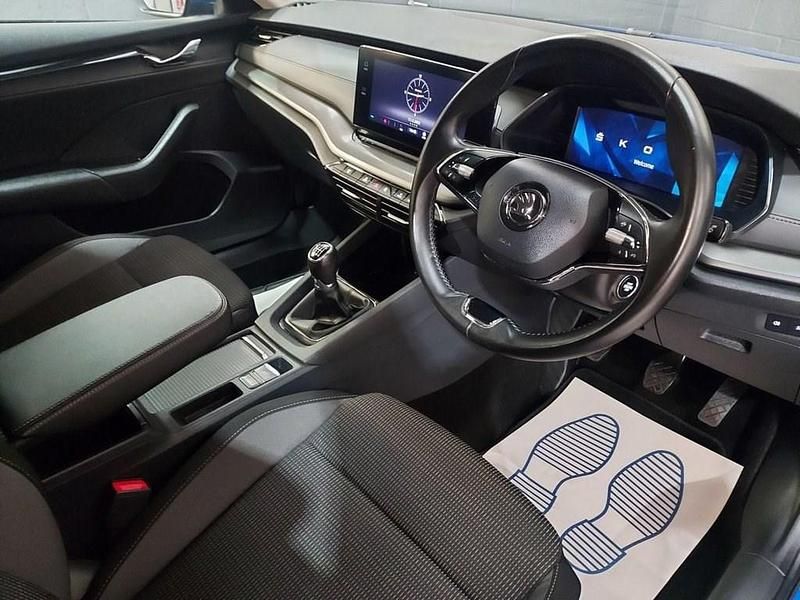 Used Skoda Octavia SE Technology 116 HP (85 kW) 2021 Blue Hatchback