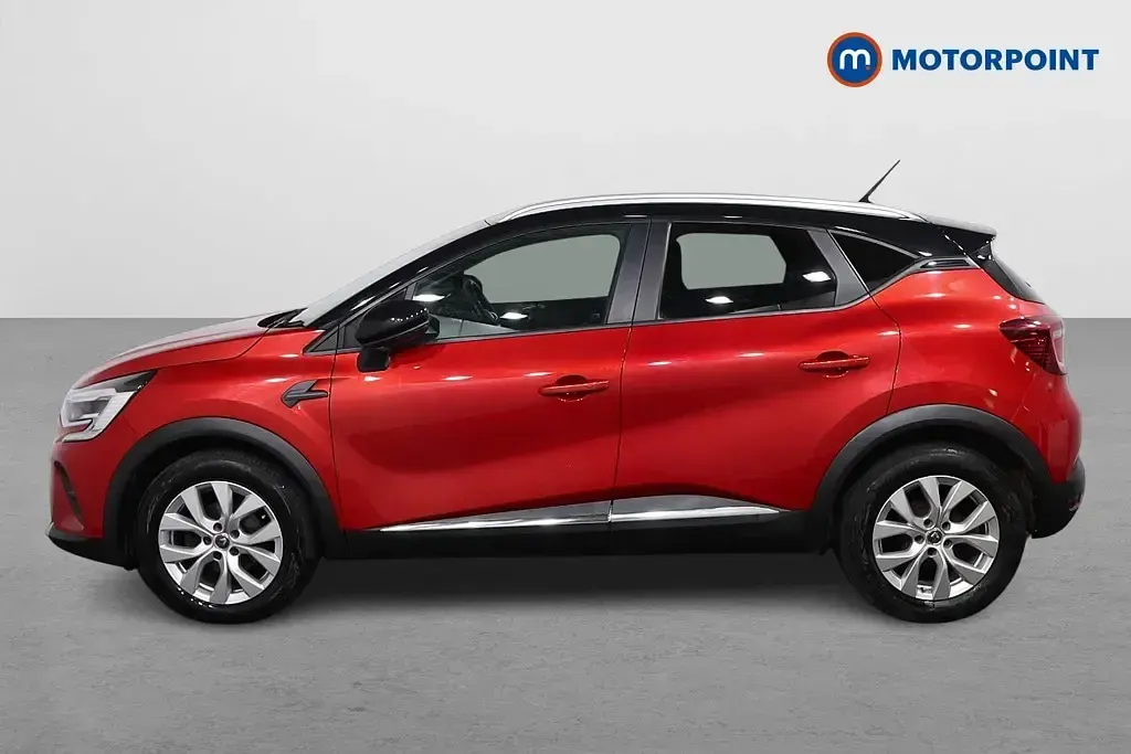 Used Renault Captur Iconic 95 HP (69 kW) 2020 Red/black SUV