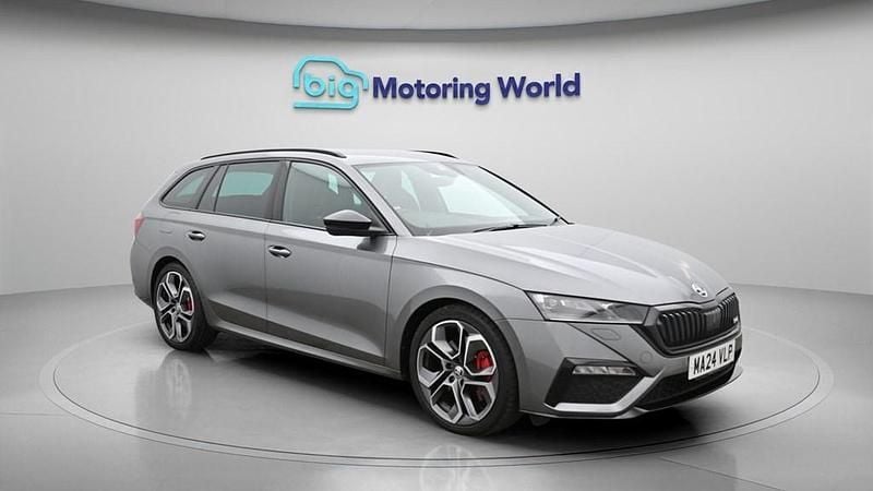 Used Skoda Octavia vRS 245 HP (180 kW) 2024 Grey Estate