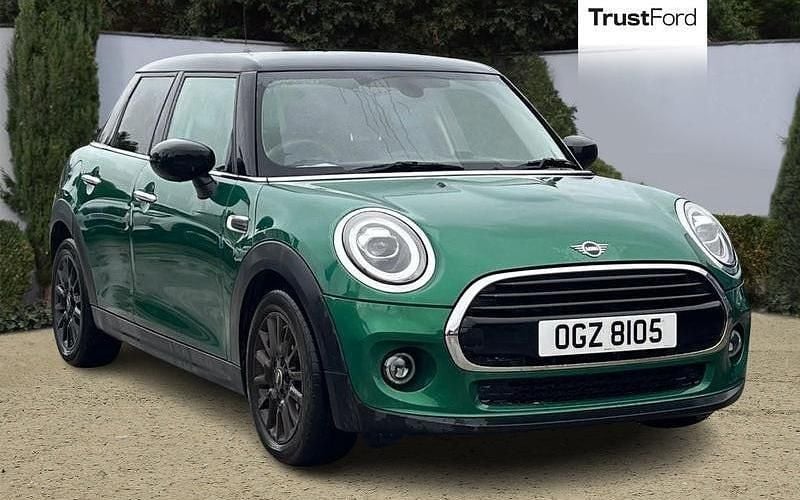 Used 2021 Mini Cooper Classic Hatchback | £10,995 (Good price) - Image 1/4