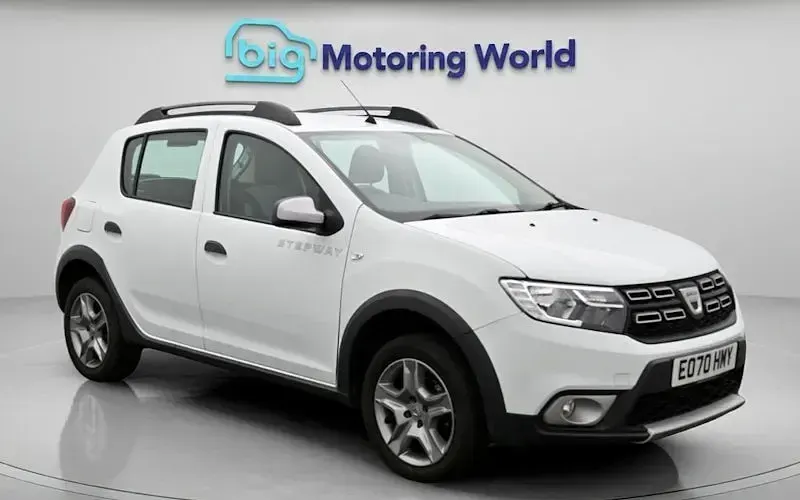 Used Dacia Sandero Comfort 90 HP (66 kW) 2020 Hatchback