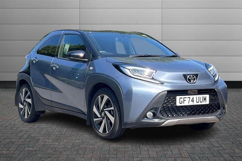 Persian salt with black Used 2024 Toyota Aygo Hatchback | £17,895 (A bit pricey) - Image 1/4