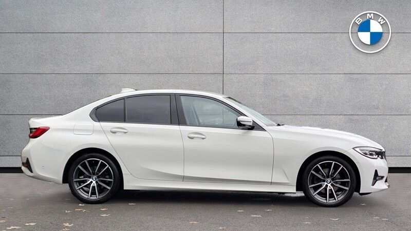 Used BMW 320 Sport Line 187 HP (137 kW) 2019 White Sedan