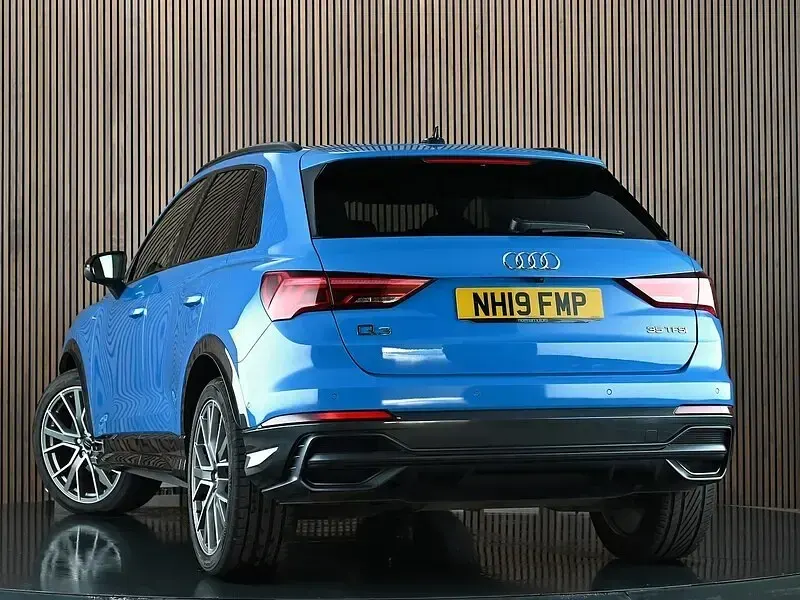 Used Audi Q3 Comfort 150 HP (110 kW) 2019 Blue SUV