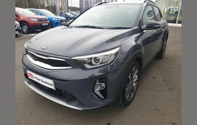 Used Kia Stonic 117 HP (86 kW) 2021 Grey SUV