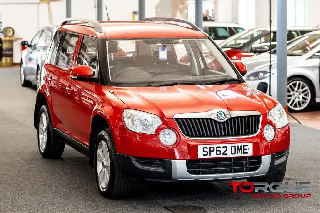 Used Skoda Yeti 110 HP (80 kW) 2012 Red SUV