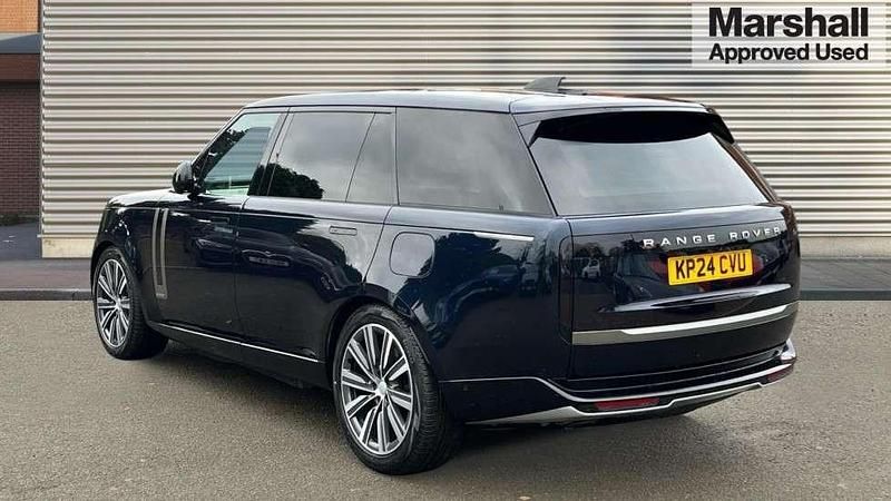 Used Land Rover Range Rover Autobiography 460 HP (338 kW) 2024 Constellation blue in gloss finish SUV
