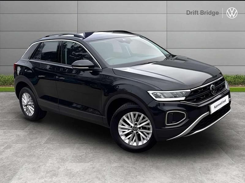Black Used 2024 VW T-Roc Life SUV | £20,795 (Fair price) - Image 1/4