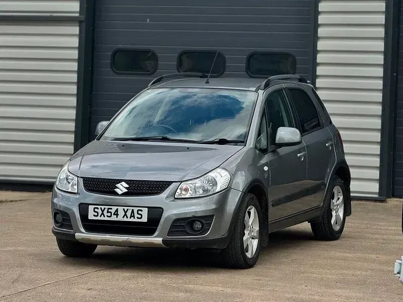 Used Suzuki SX4 SZ5 120 HP (88 kW) 2012 Grey Hatchback