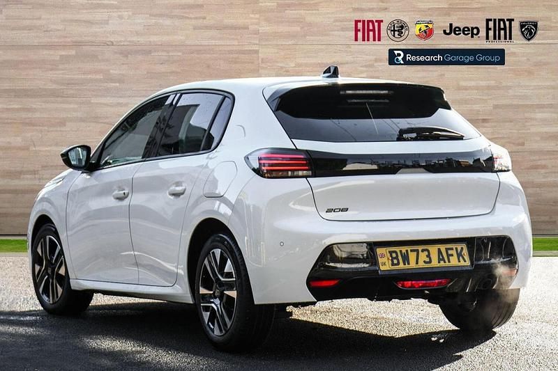 White Used 2024 Peugeot 208 Allure Hatchback | £13,596 (Good price) - Image 1/3