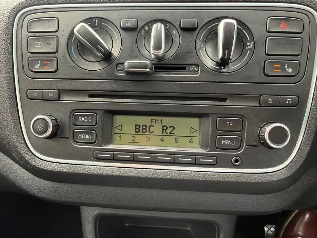 Used Skoda Citigo Elegance 75 HP (55 kW) 2012 Red Hatchback