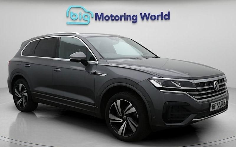 Used 2023 VW Touareg R-line SUV | £34,800 (Good price) - Image 1/4