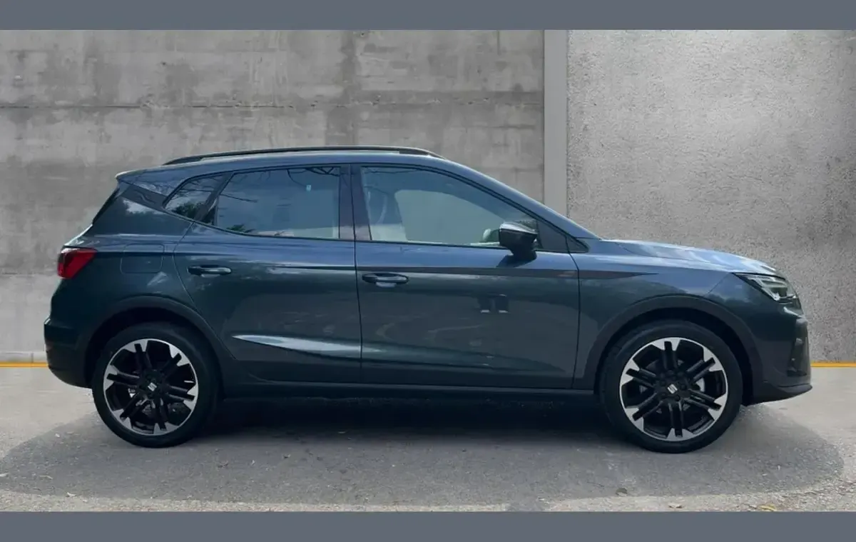 New Seat Arona FR Sport 115 HP (84 kW) 2026 Mangetic tech grey SUV
