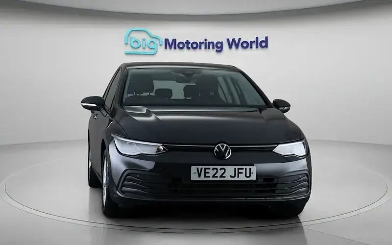 Used VW Golf VIII Life 150 HP (110 kW) 2024 Hatchback