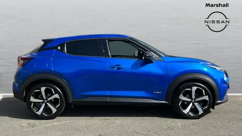 Used Nissan Juke Tekna 143 HP (105 kW) 2023 Blue SUV