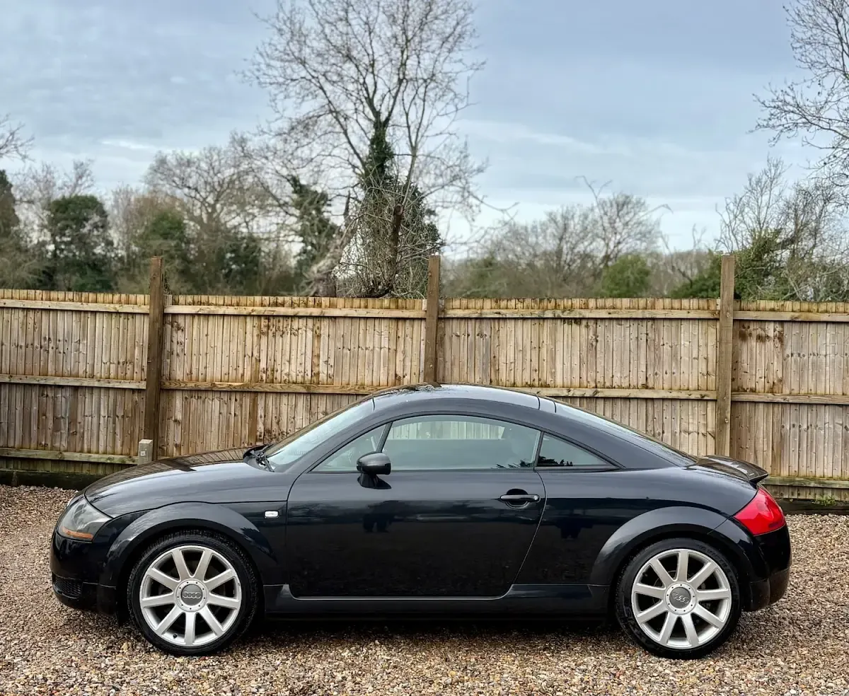 Used Audi TT 180 HP (132 kW) 2003 Black Coupe
