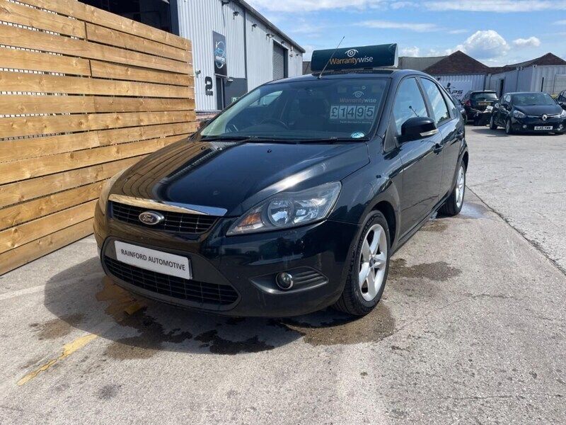 Black Used 2009 Ford Focus Zetec Hatchback | £1,495 - Image 1/4