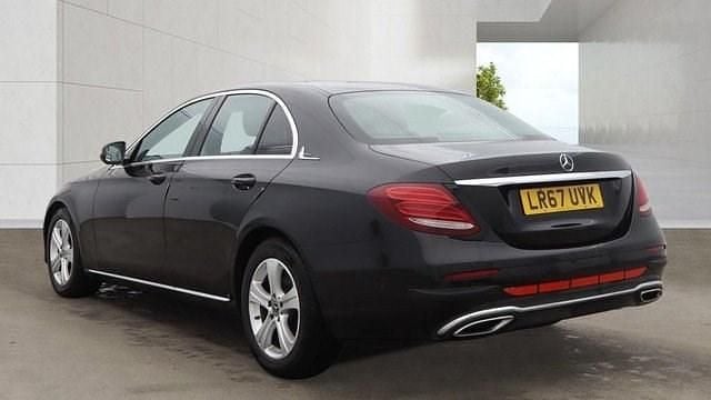 Used Mercedes E200 SE 150 HP (110 kW) 2017 Black Sedan