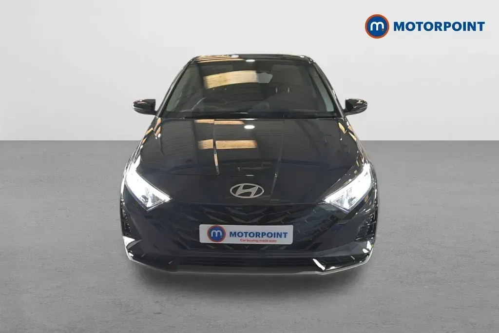 Używany Hyundai i20 Ultimate 101 KM (74 kW) 2025 Szary Hatchback