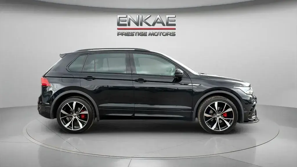 Used VW Tiguan R-line 150 HP (110 kW) 2023 Black SUV