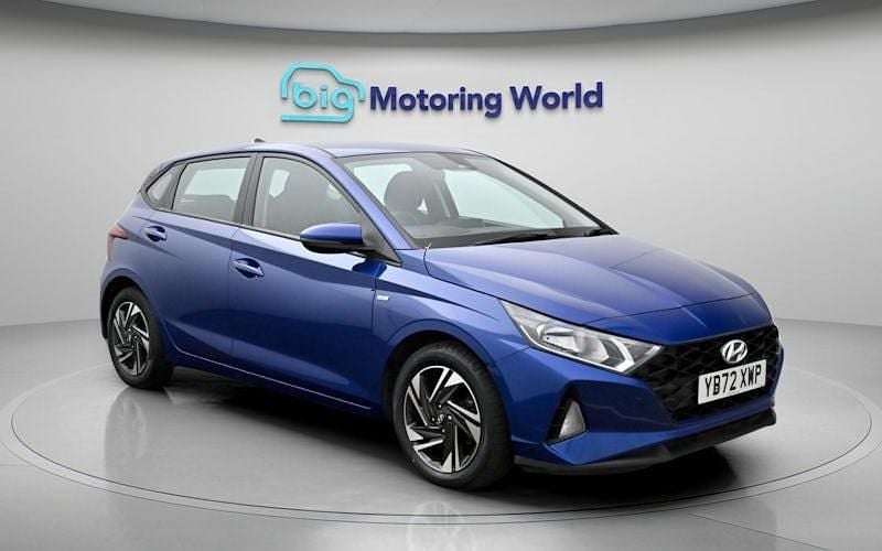 Used Hyundai i20 SE 101 HP (74 kW) 2023 Blue Hatchback