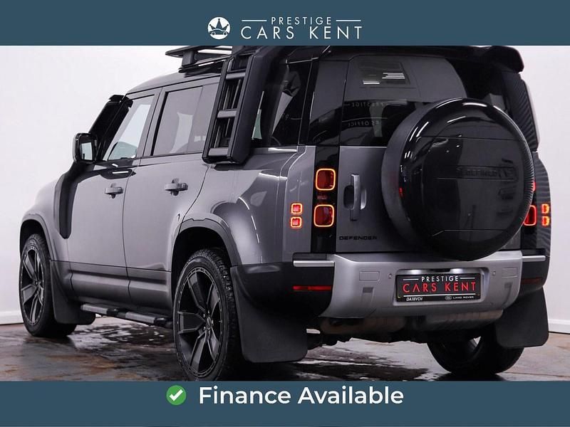 Used Land Rover Defender S 250 HP (183 kW) 2021 Grey SUV
