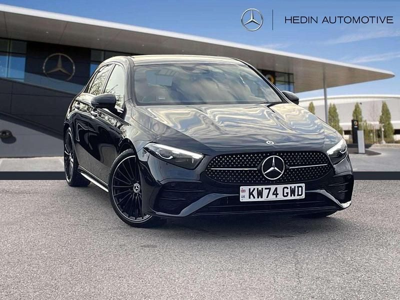 Used Mercedes A180 AMG Line Premium Plus 136 HP (100 kW) 2025 Black Hatchback