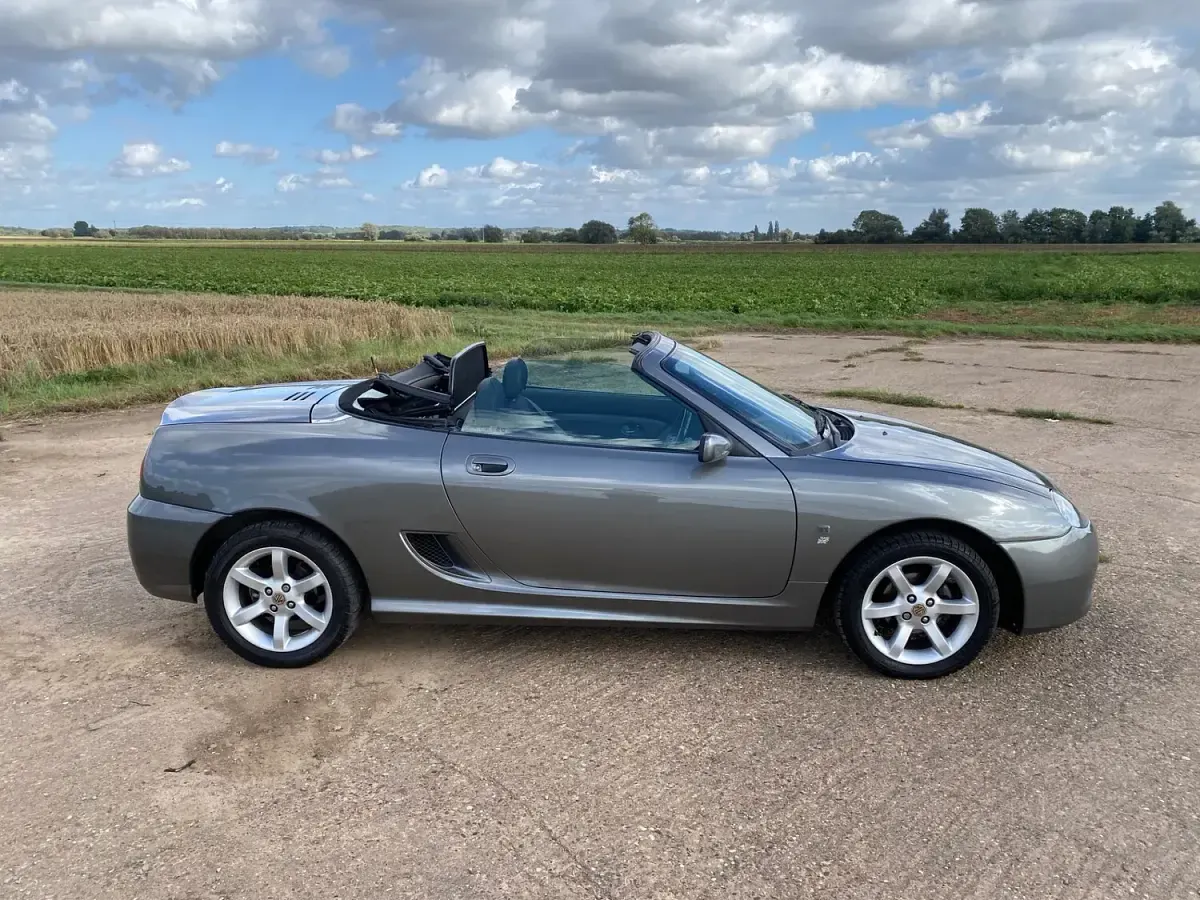 Used MG TF 135 HP (99 kW) 2002 Grey Cabriolet