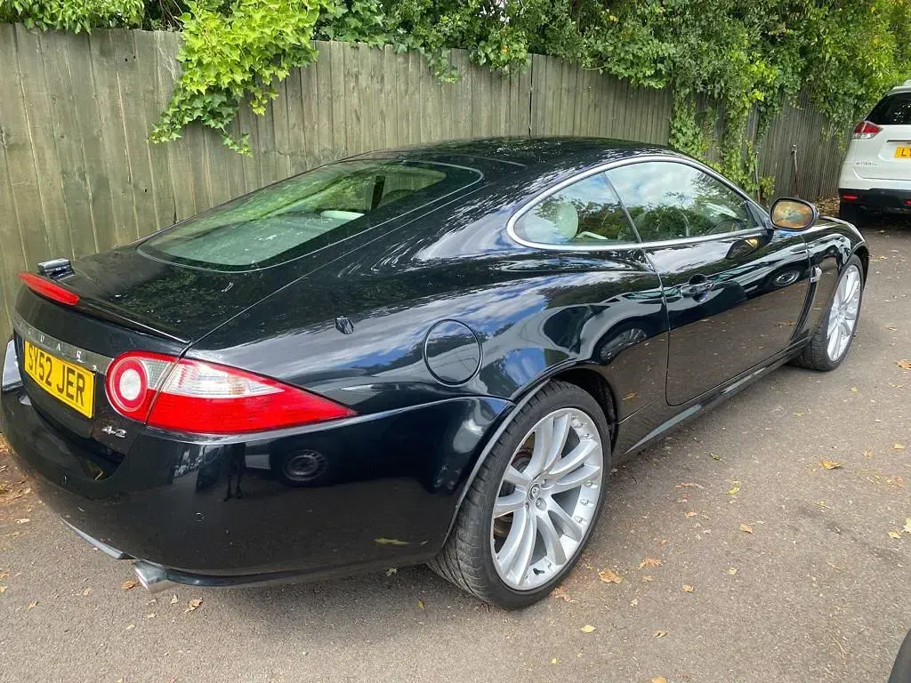 Used Jaguar XK 300 HP (220 kW) 2006 Black Coupe