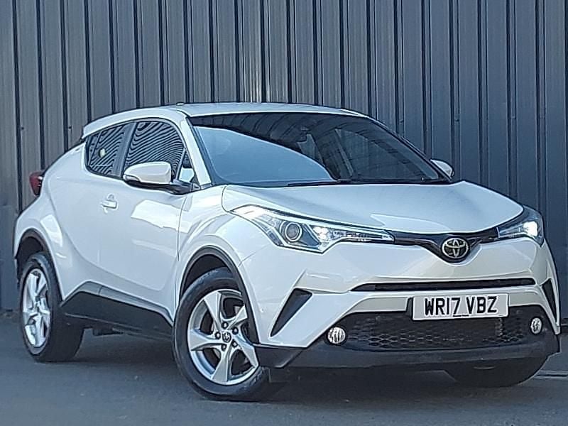 White Used 2017 Toyota C-HR SUV | £10,998 (Good price) - Image 1/4
