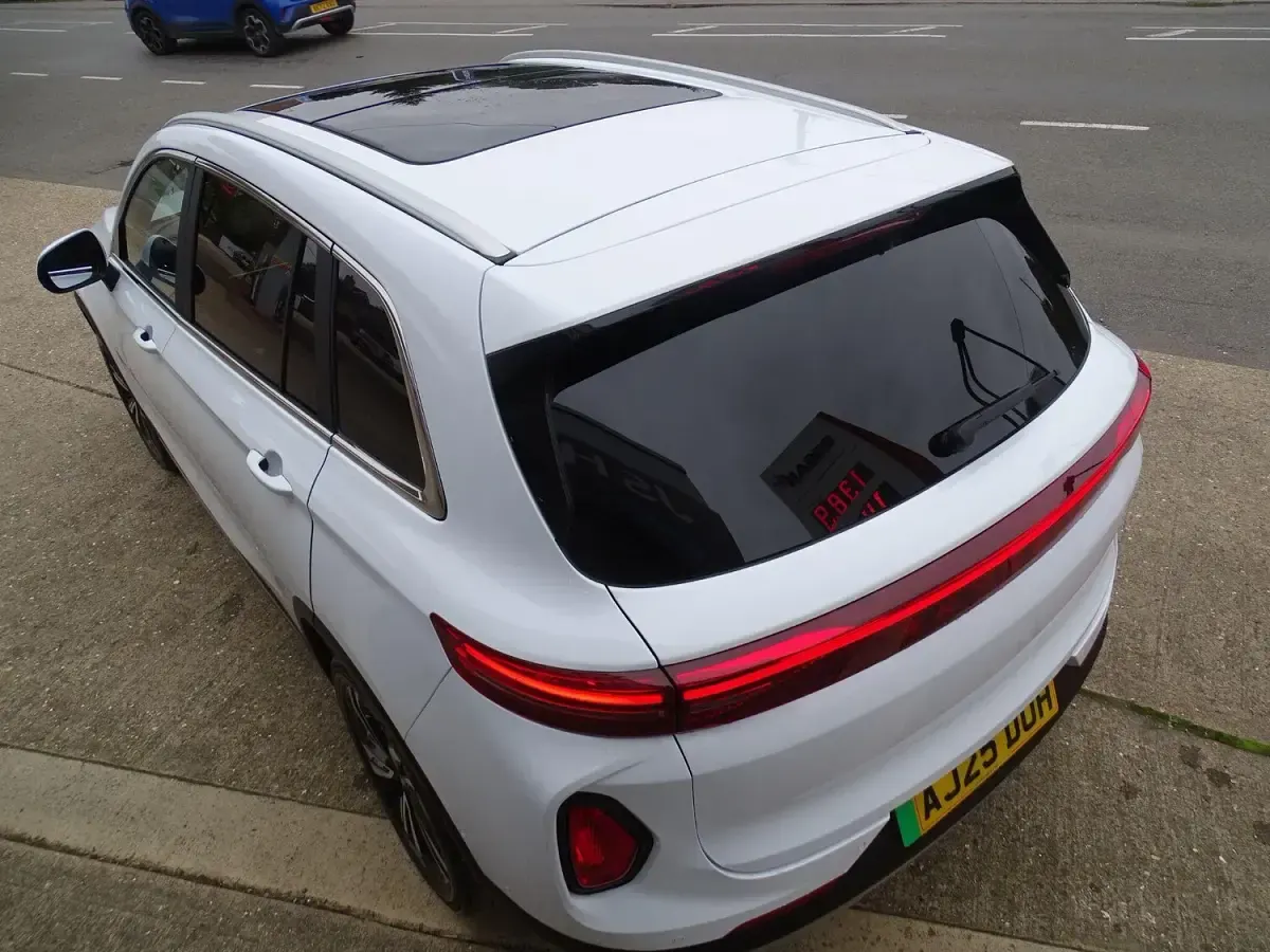 Used Skywell BE11 150 kW (204 HP) 2025 White SUV