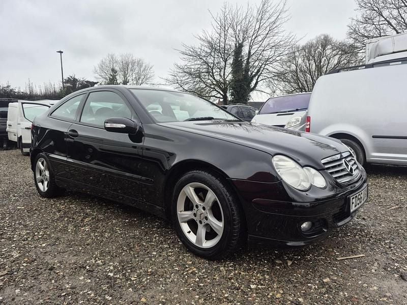 Used Mercedes C180 SE 2007 Black Coupe