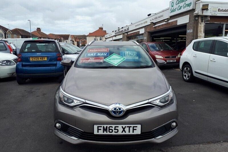 Used 2016 Toyota Auris Touring Sports Estate | £11,195 (A bit pricey) - Image 1/1