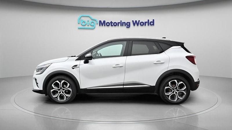 Second-hand Renault Captur Techno 90 CP (66 kW) 2023 Alb SUV