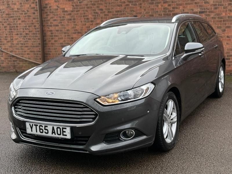 Used Ford Mondeo Titanium 180 HP (132 kW) 2015 Grey Estate