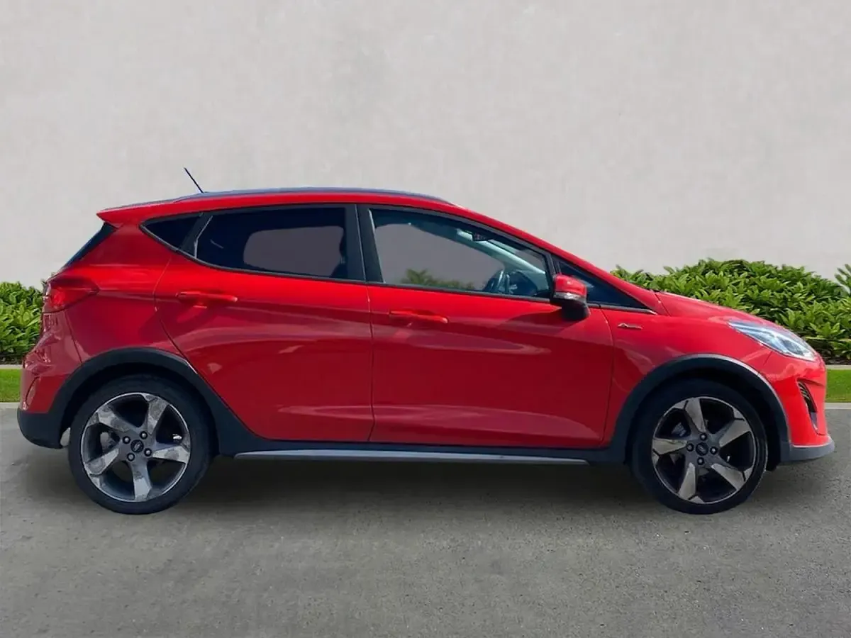 Used Ford Fiesta Active X 125 HP (91 kW) 2019 Red Hatchback